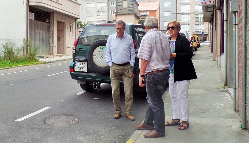 O alcalde e os concelleiros Luis Lamas e Beln Lendoiro visitaron a ra Laracha