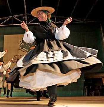 Festival de música e baile tradicional